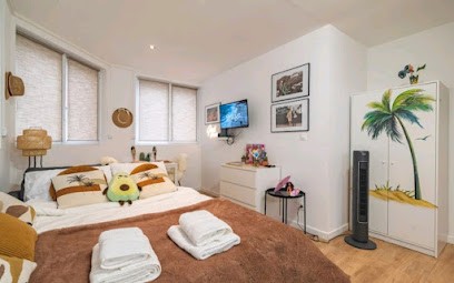 Explore Reims - Studios Atypiques En Plein Coeur De Reims, Location de Vacances à Reims