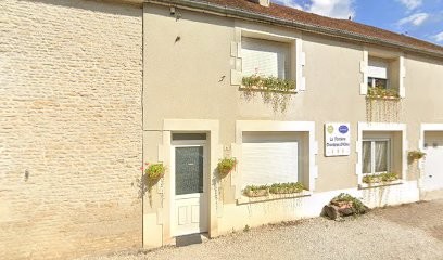 Chambres D Hôtes De La Fontaine, Chambre d'Hôtes à Spoy