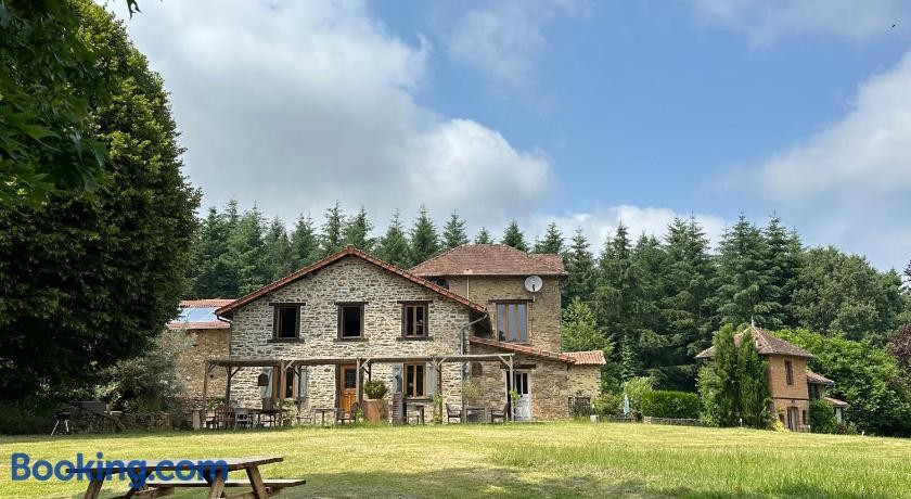 Les Ourgeaux, Chambre d'Hôtes à Pageas