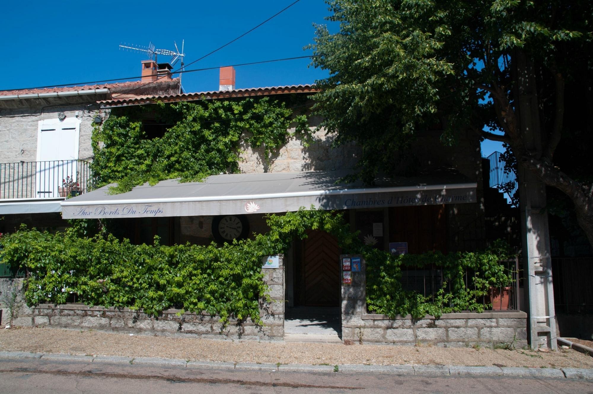 Aux Bords du Temps, Chambre d'Hôtes à Zonza