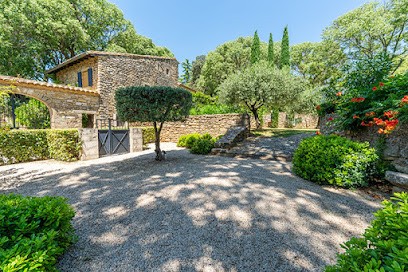 Mas D'Oléandre, Chambre d'Hôtes à Montaren-et-Saint-Médiers