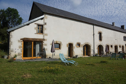 Longère Lafayette, Chambre D'hôtes à Espinasse