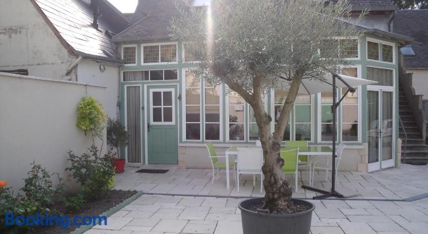 Au Clair de Lune, Chambre d'Hôtes à Mehun-sur-Yèvre