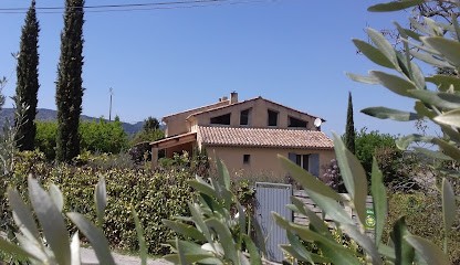 La Villa Champ Signoret. Chambre d'Hôtes de charme. Malaucène, Chambre d'Hôtes à Malaucène