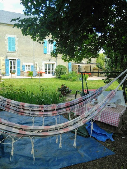 Logis De Marinier, Chambre d'Hôtes à Marseilles-lès-Aubigny