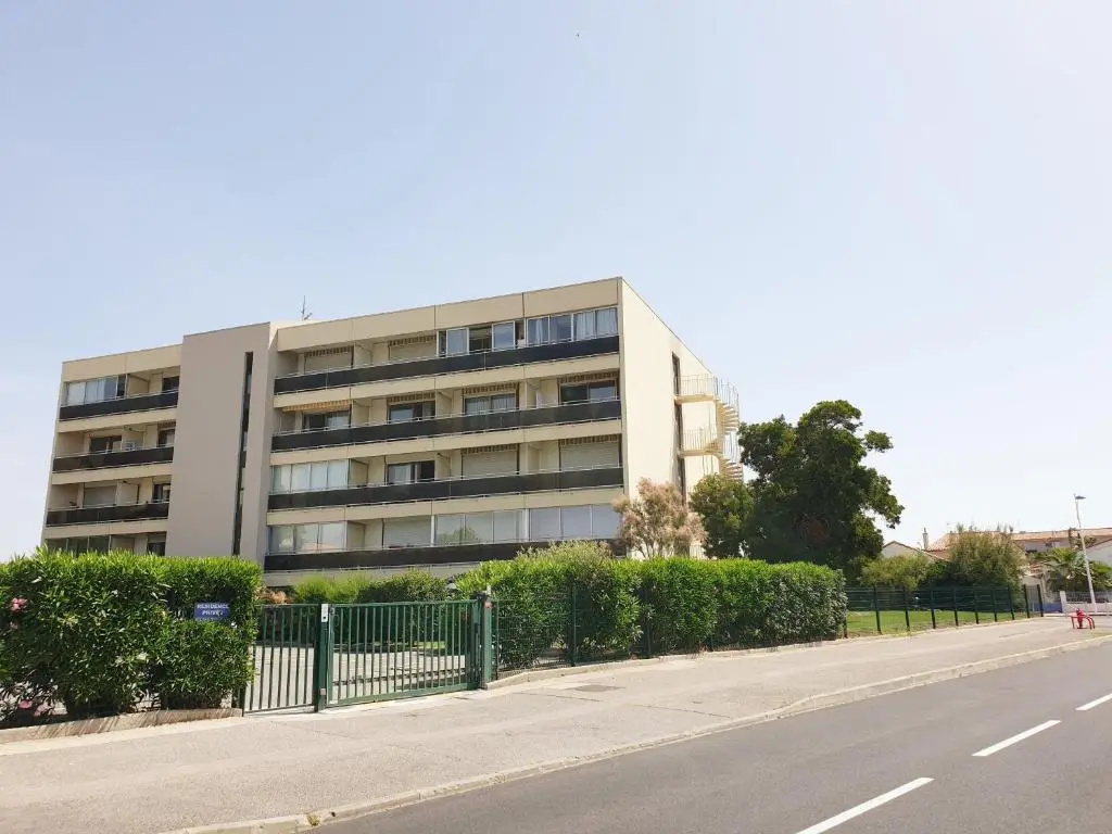 Appart-Hôtel Sauvy Canet, Location De Vacances à Canet-en-Roussillon