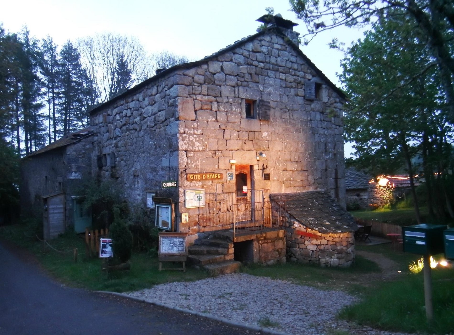 L'Oustau, Chambre d'Hôtes à Devesset