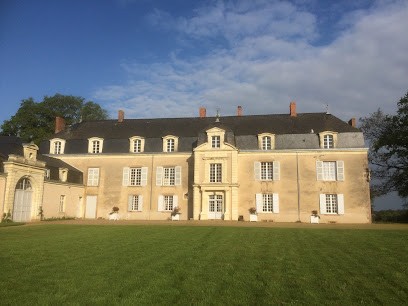 Chateau de Piedouault, Maison d'Hôtes à Beaupréau-en-Mauges