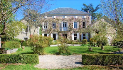En Gineste, Location de Vacances à Lempaut