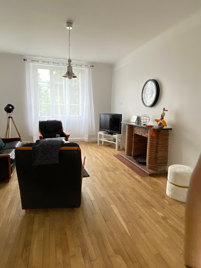 SOLEIL VICOIS dans le cantal, Location de Vacances à Vic-sur-Cère