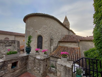 Au Clos Des Anges, Chambre d'Hôtes à Saint-Jean-de-Maruéjols-et-Avéjan