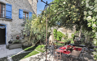 Chambres d'Hôtes Le relais des marmottes, Chambre d'Hôtes à Lagnes