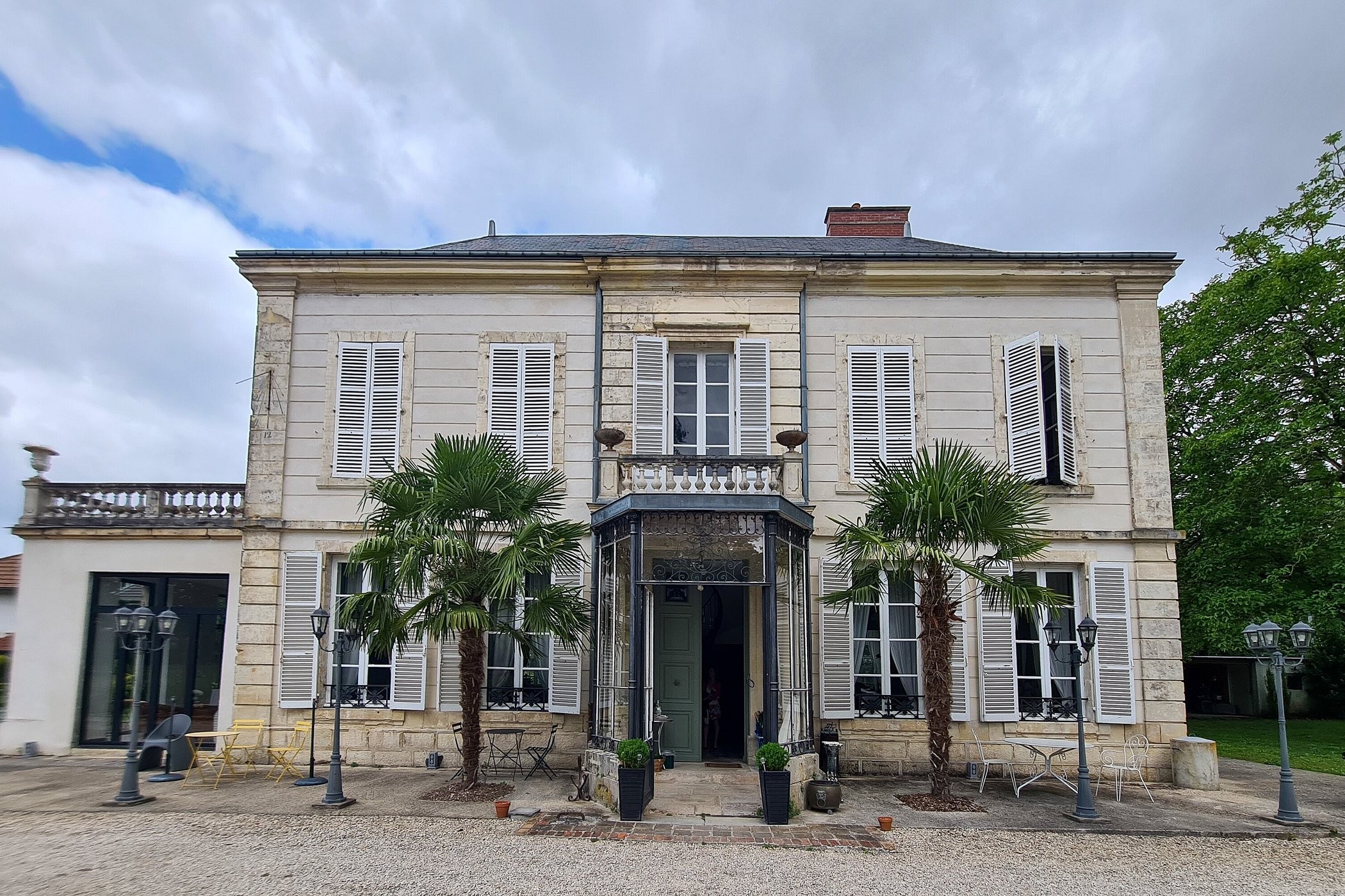 Château De Courmelois Champagne Guesthouse, Maison d'Hôtes à Val-de-Vesle
