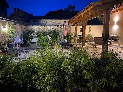 La Maison Du Parc - Chambre D’hôtes, Chambre d'Hôtes à Saint-Vite