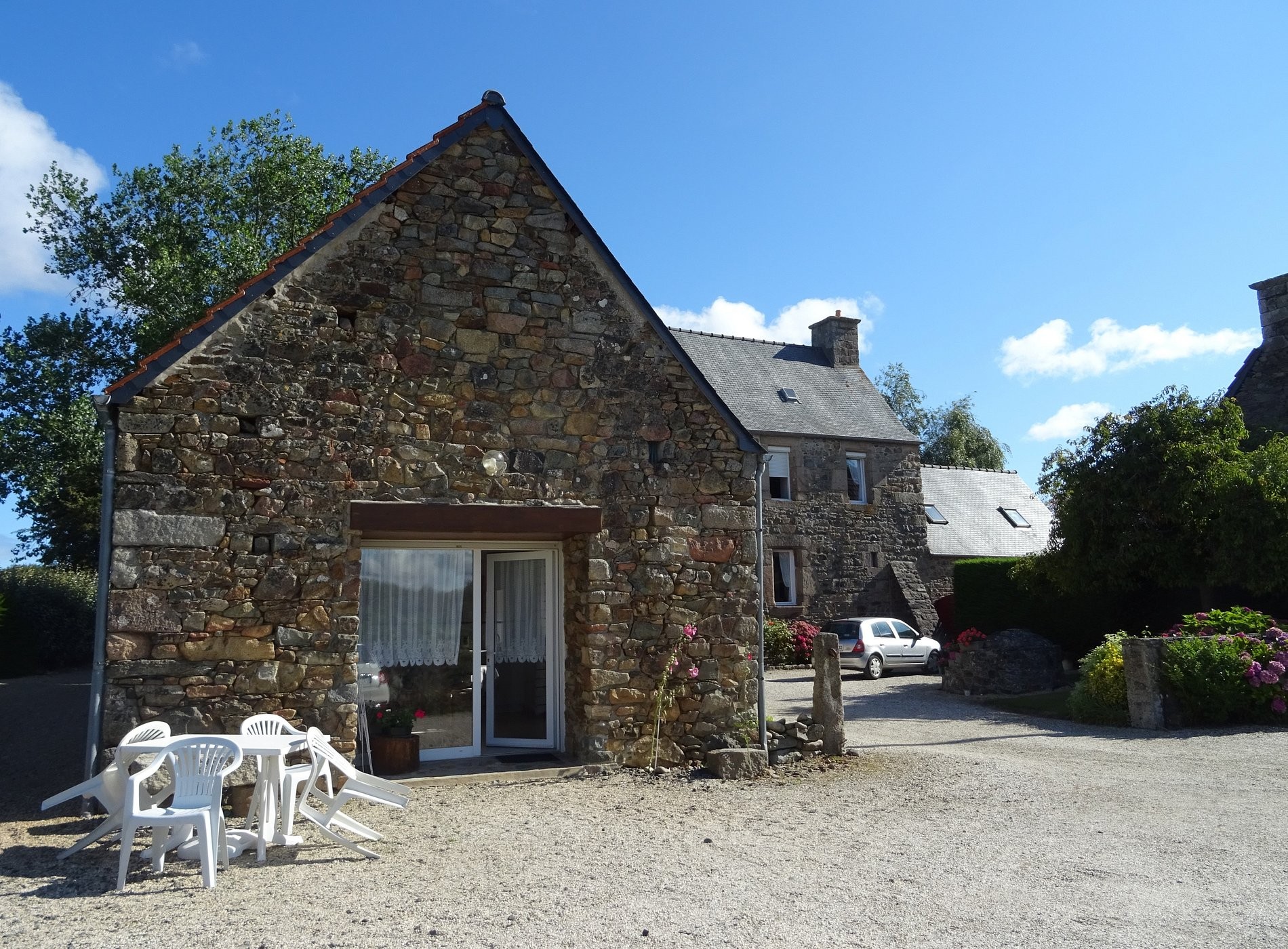 Prat-Amour, Chambre d'Hôtes à Plouguiel