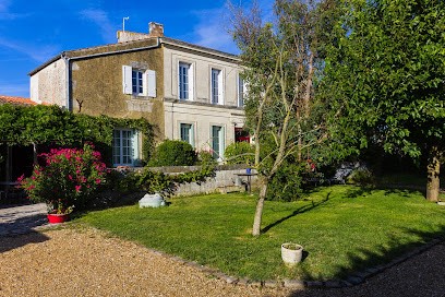 Chambres D'Hôtes L'Urbaine, Chambre d'Hôtes à Rochefort