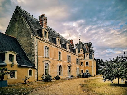 Château de la Querrie, Chambre d'Hôtes à Soulaire-et-Bourg