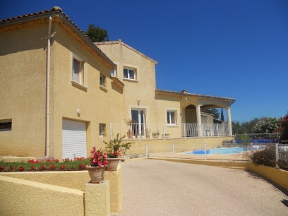 Chez Mamie Riclaude, Chambre d'Hôtes à Orsan