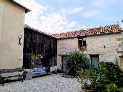 La Maison De Siam Chambre D'hôtes à Faye-la-Vineuse