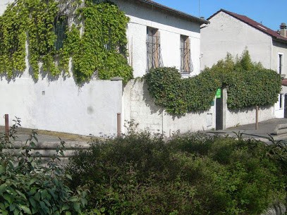 MEV Bed and Breakfast, Chambre d'Hôtes à Champigny-sur-Marne