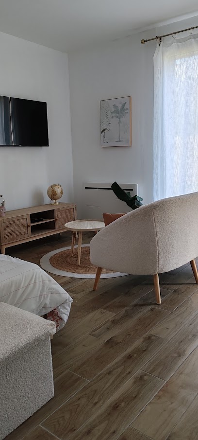 Le Studio Dunois, Location De Vacances à Orléans