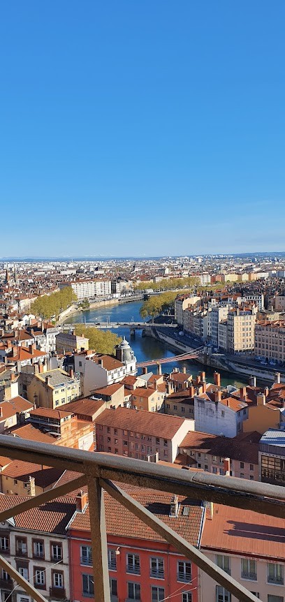 Bateaudhote, Chambre d'Hôtes à Lyon 01