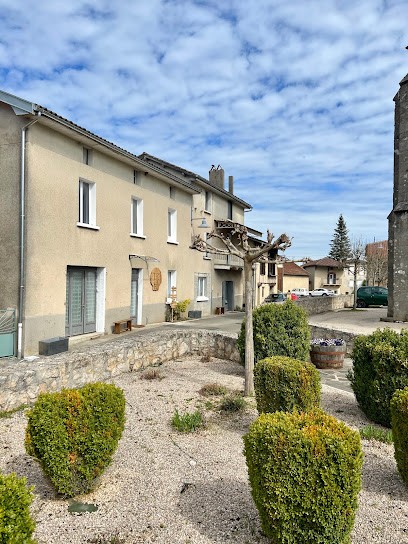 Gîte Bien Et Toit à Montredon, Chambre d'Hôtes à Montredon