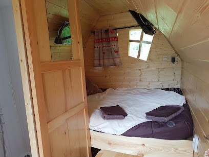 Les ENCANTADAS Nuit Insolite, Chambre d'Hôtes à Ignaux