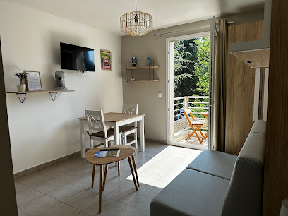 Les Locations Cinaureva, Location De Vacances à la Londe-les-Maures