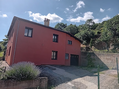 L'oustal Roja, Chambre D'hôtes à Saint-Affrique