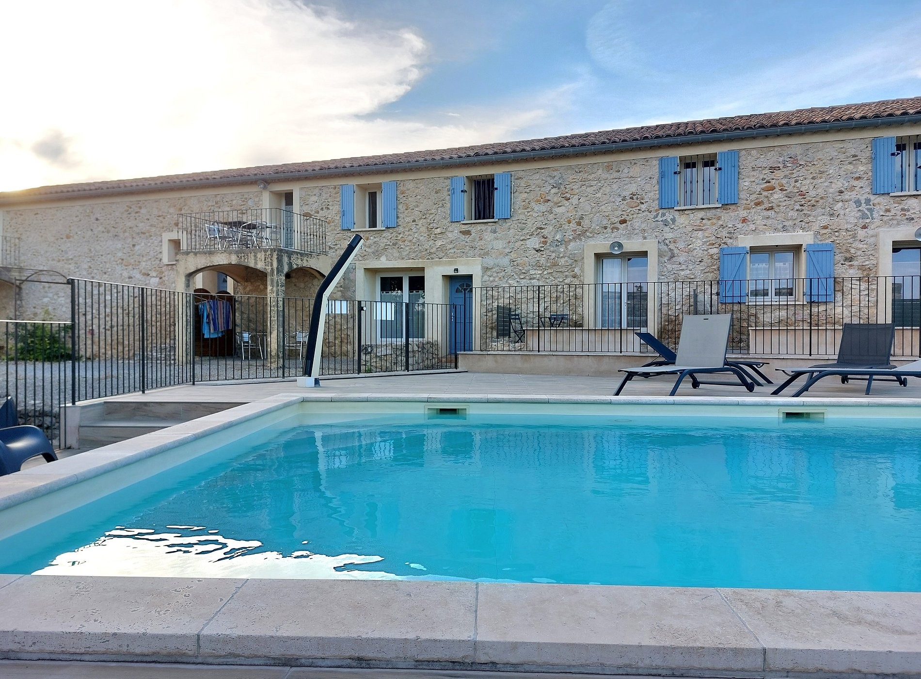 gite la clape, Chambre d'Hôtes à Vinon-sur-Verdon