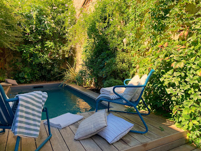 Maison Bucolique Avec Piscine Chauffée, Location De Vacances à Chaillevette