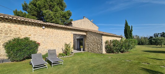 B&B dans Mas en pierres, Chambre d'Hôtes à Robion