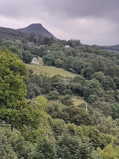 Gîte Brugière, Location de Vacances à Murat-le-Quaire