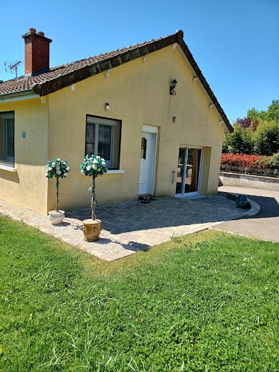 La Maison Du Lac 71190 Thil Sur Arroux, Location de Vacances à Thil-sur-Arroux