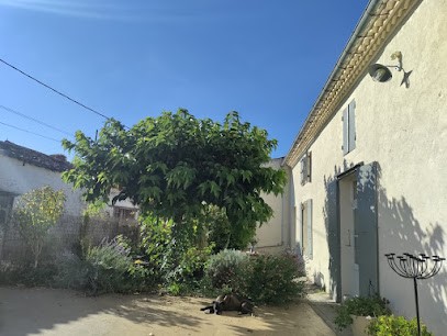 Chambre D'hôtes Logis De Campagne Mer, Chambre d'Hôtes à Saint-André-de-Lidon