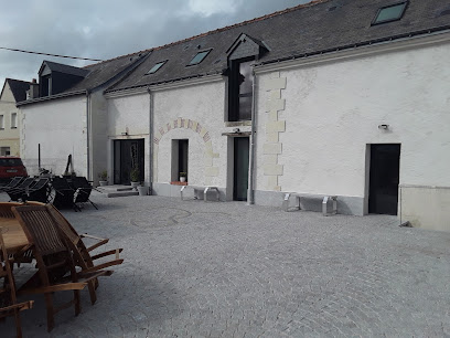 Domaine Du Saugé Chambre D'hôtes à la Riche