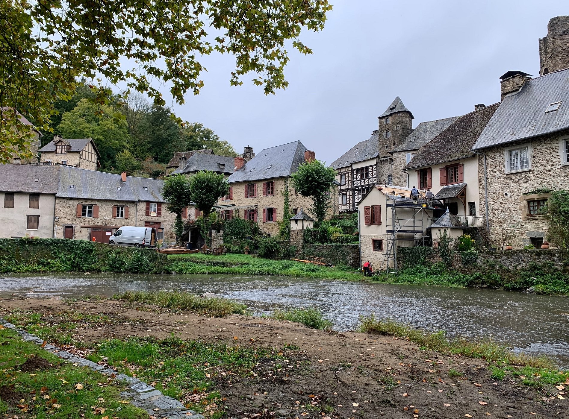 Auberge Henri IV, Chambre d'Hôtes à Ségur-le-Château