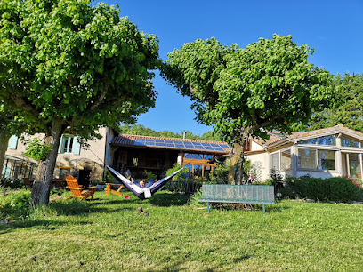 La Source, Chambres D'hôtes Écologique Et Vegetarienne, Chambre D'hôtes à Chabeuil