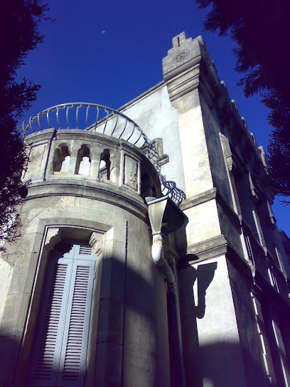 Château Marcel Location De Vacances à Cesseras