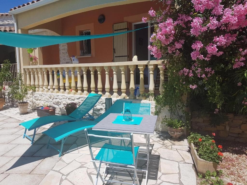 CHAMBRE D HOTES à 4 KMS D UZES, Chambre d'Hôtes à Arpaillargues-et-Aureillac