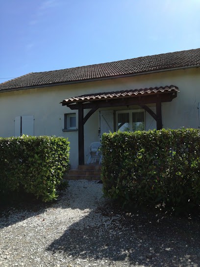 Chambres D'hôtes - Relais Du Bosredon - Périgord, Chambre d'Hôtes à Montpon-Ménestérol