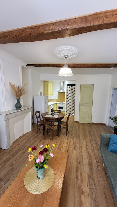 Gîte à l'atelier, Location de Vacances à Valensole