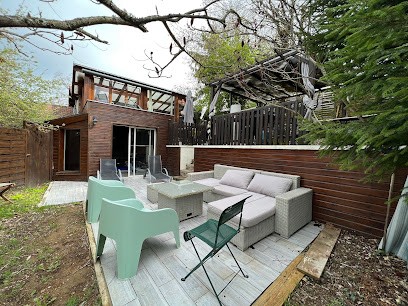 Moret Jean-Luc, Chambre d'Hôtes à Chirassimont