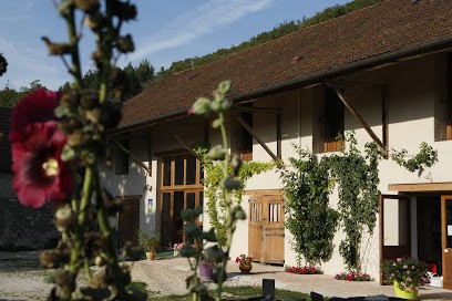 Chambres d'hôtes Au Millieu des Fruits, Chambre d'Hôtes à Lhuis