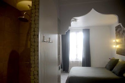 Papill'hôte, Chambre d'Hôtes à Villeveyrac