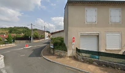 Mairie - Gite Rural, Chambre d'Hôtes à Lagarrigue