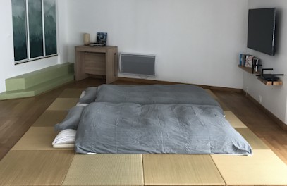Tani, Chambre d'Hôtes à Maintenon