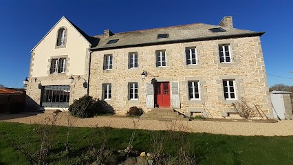 Restaurant Chambres D'hôtes Auberge De Saint Jean, Chambre d'Hôtes à Ploumilliau