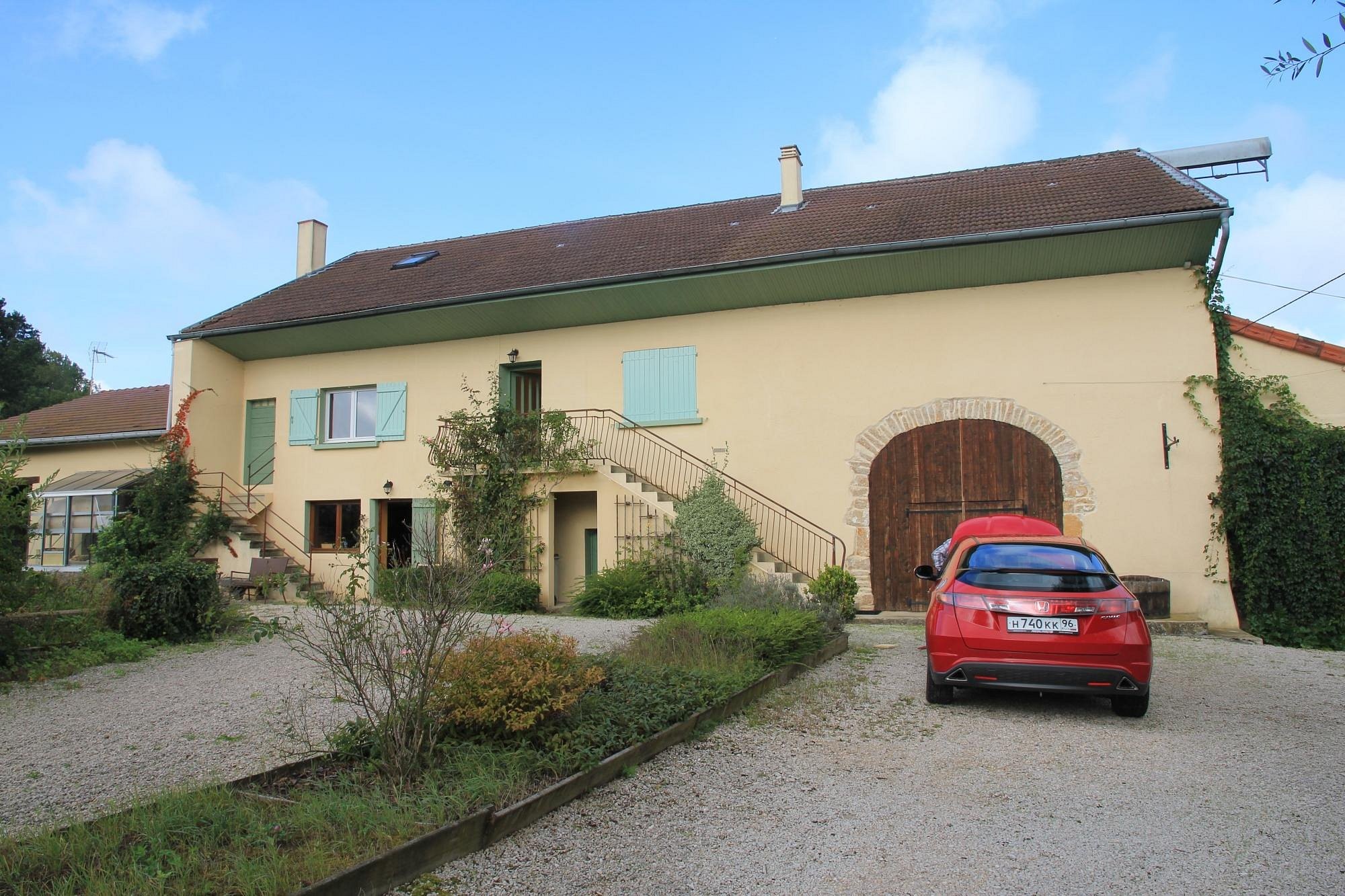 La Casa Colorada, Chambre d'Hôtes à Val-Sonnette